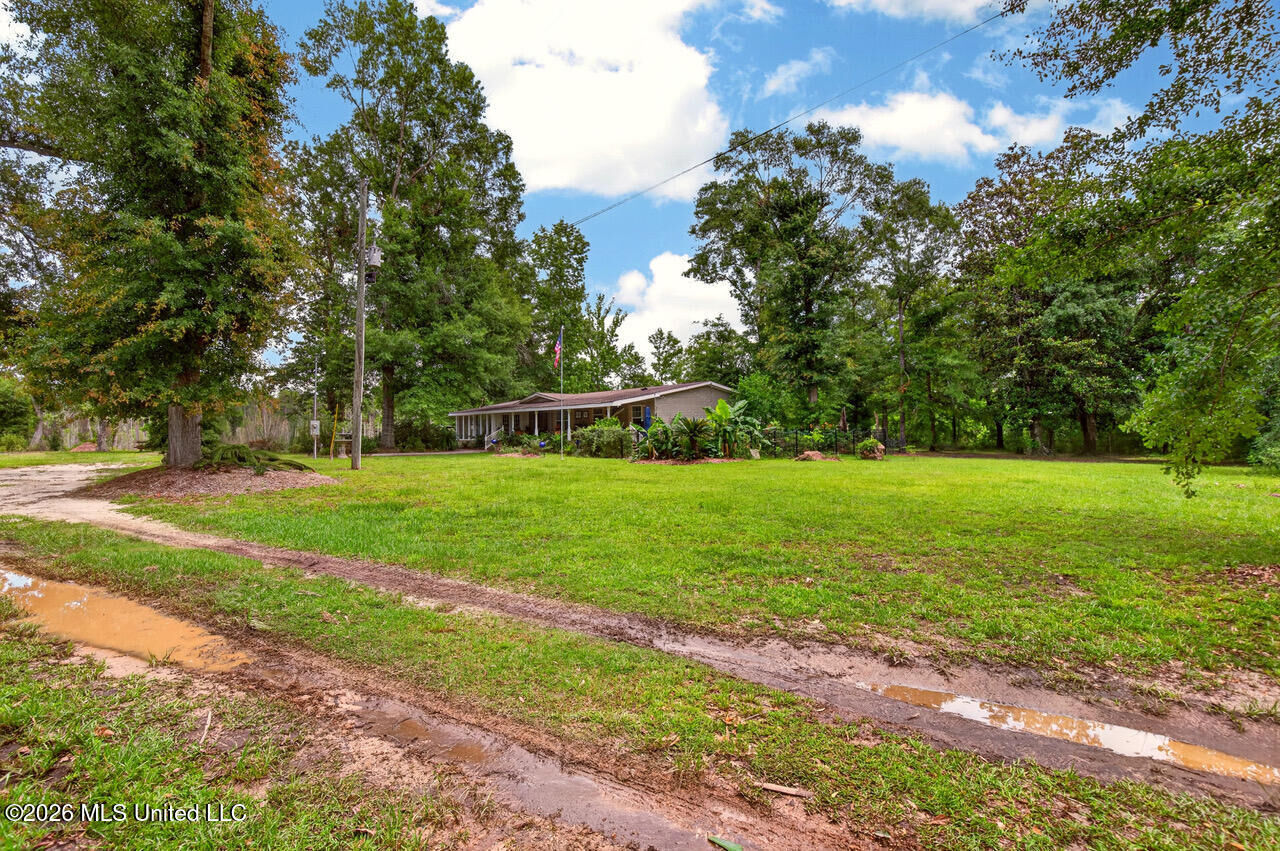 Property Photo:  17990 Cuevas Road  MS 39556 