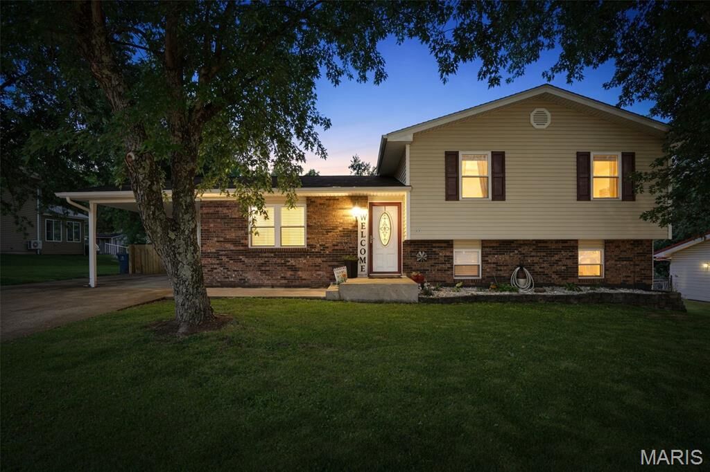 Property Photo: 307 Cedar Drive MO 63664