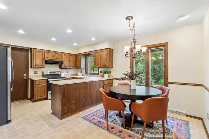 Property Photo: S72w16171 Edith Ct WI 53150