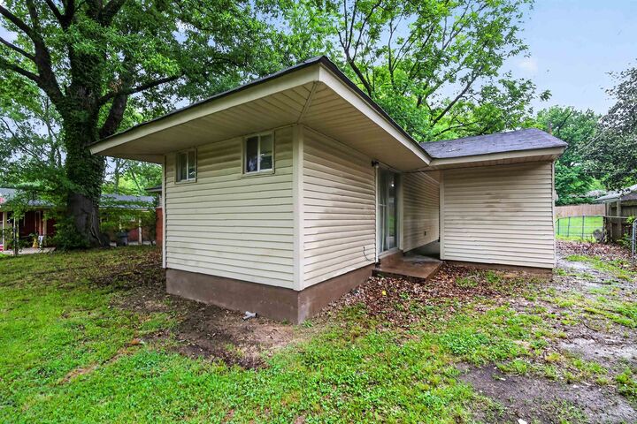 Property Photo:  1745 Claire Ave  TN 38127 