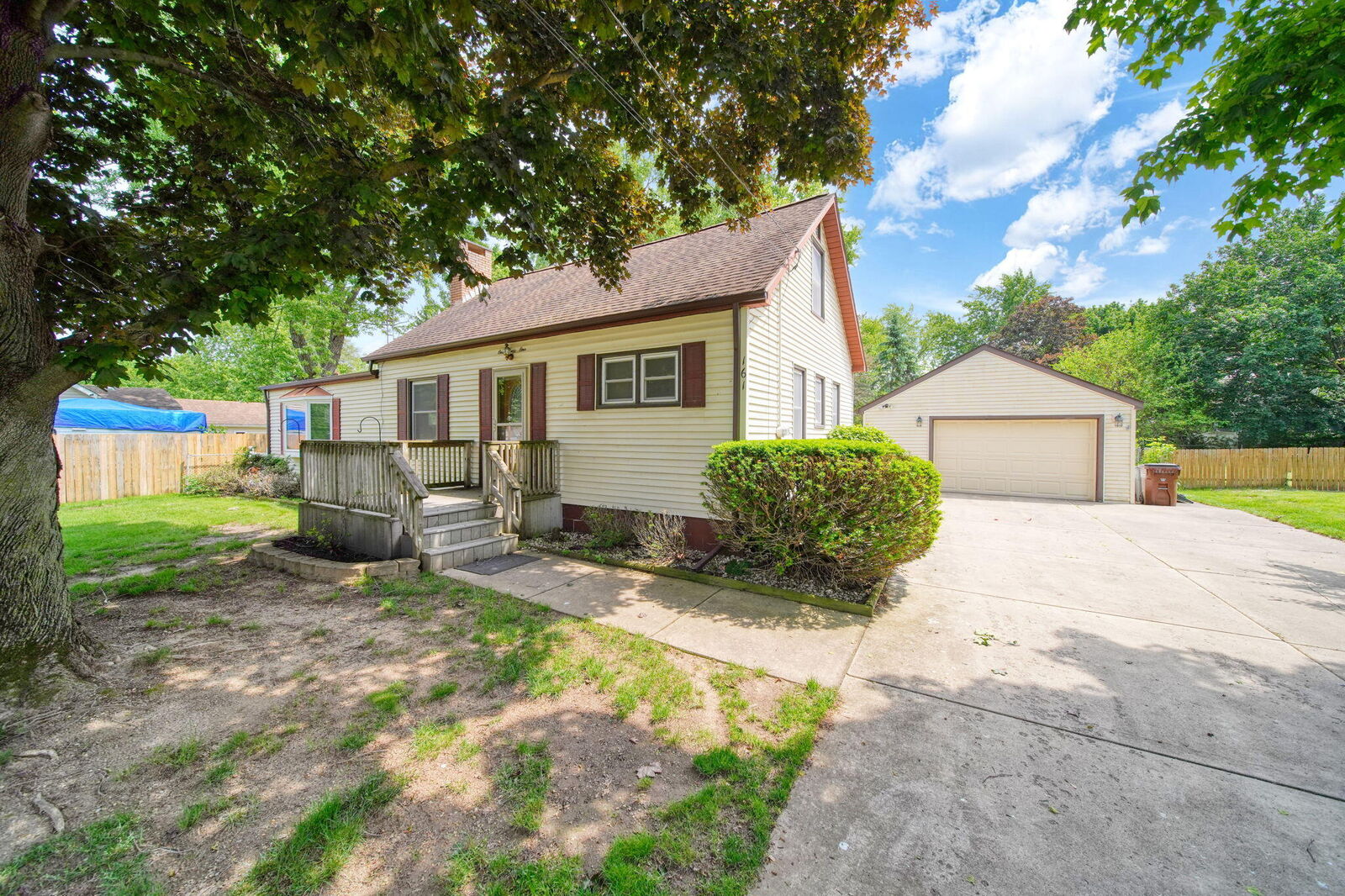 Property Photo:  161 N State Street  MI 49254 