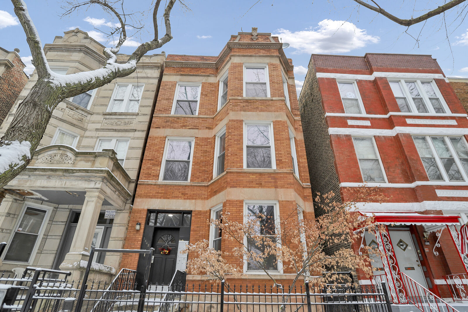 Property Photo:  2642 W Potomac Avenue 1  IL 60622 
