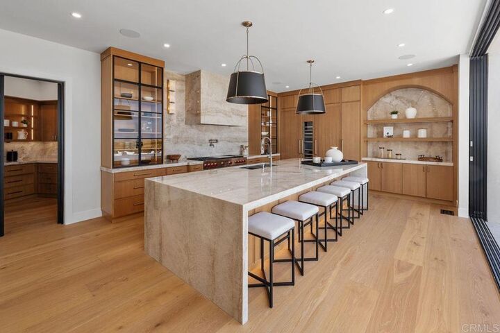 Property Photo:  5875 La Jolla Mesa Drive  CA 92037 