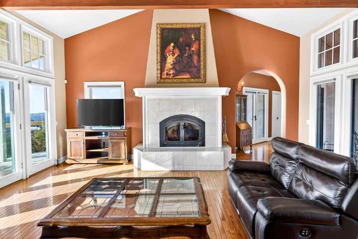 Property Photo: 19165 Leopard Ct CA 95949