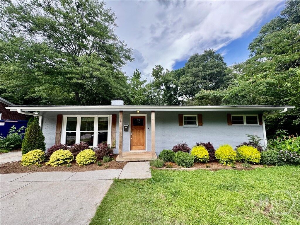 Property Photo:  163 Riverdale Drive  GA 30605 