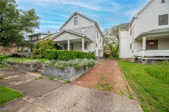 Property Photo: 1604 First Street OH 44509