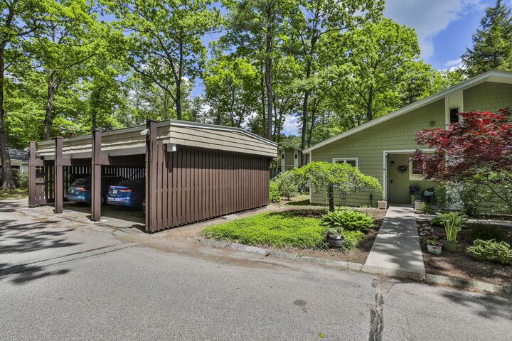Property Photo:  17 Piscataqua Road  NH 03301 