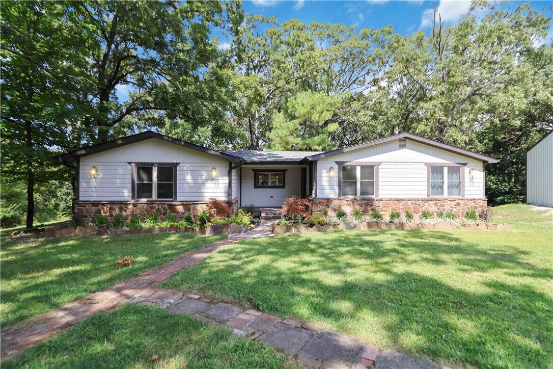 Property Photo:  3620 W Dinsmore Trail  AR 72704 