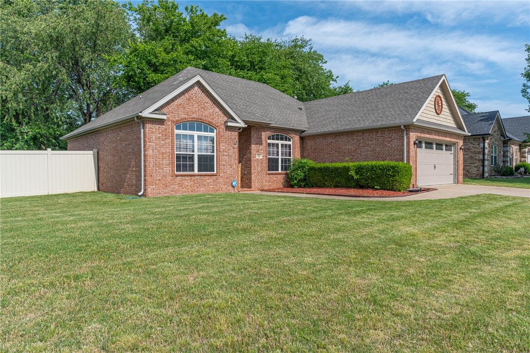 Property Photo:  524 Westford Street  AR 72762 