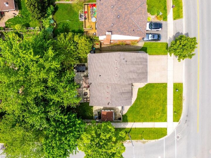 Property Photo:  2478 Cavendish Drive  ON L7P 3T9 