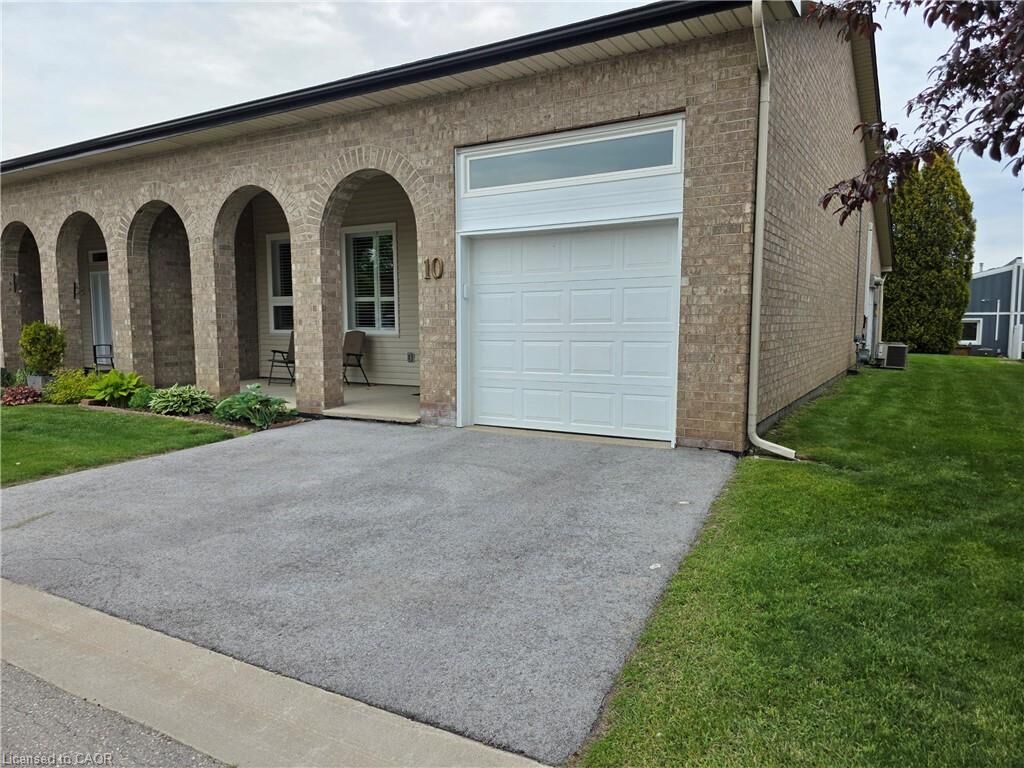 Property Photo: 10 Archdeacon Clark Trail ON L9B 2M2