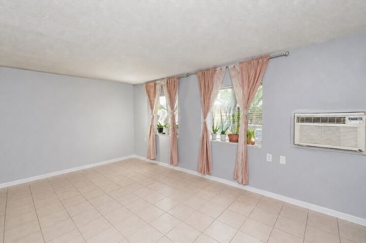 Property Photo: 2 Universal St 4 MA 01702