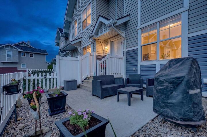 Property Photo: 3308 New Brighton Gardens SE AB T2Z 0A2