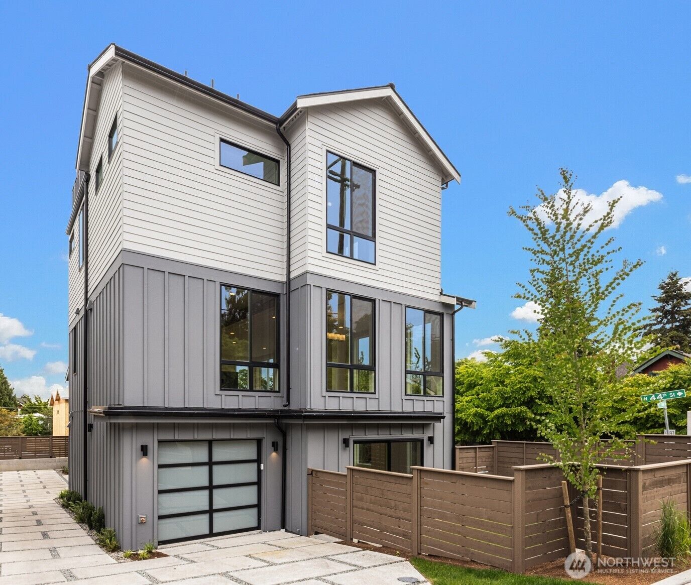 Property Photo: 102 NE 44th Street WA 98105
