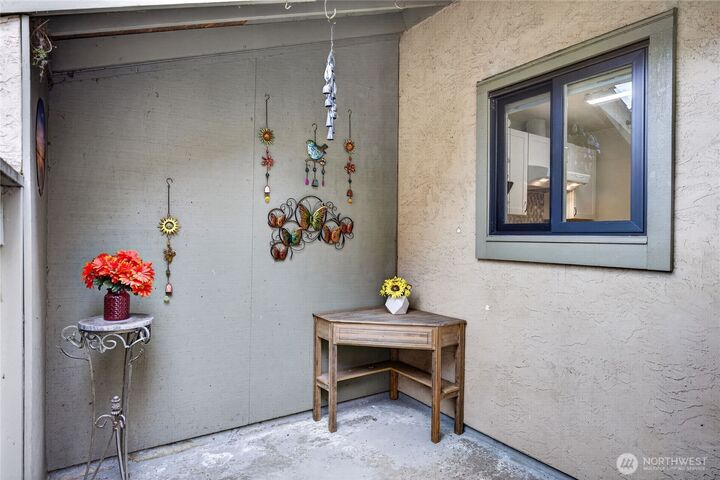 Property Photo:  10037 NE 138th Place D2  WA 98034 