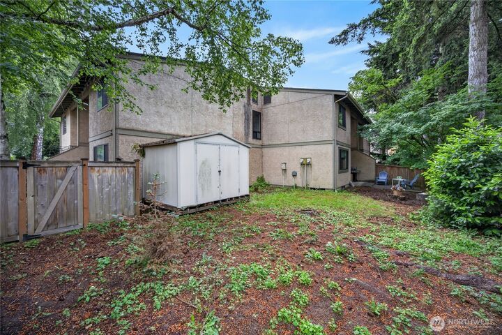 Property Photo:  10037 NE 138th Place D2  WA 98034 