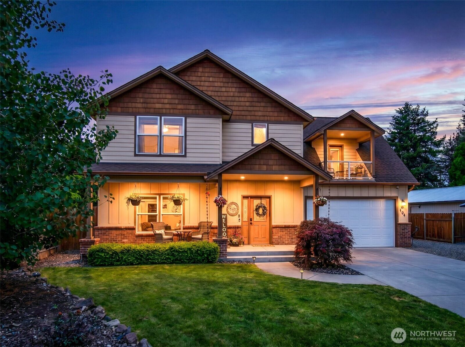 Property Photo:  104  35th Street NW  WA 98802 