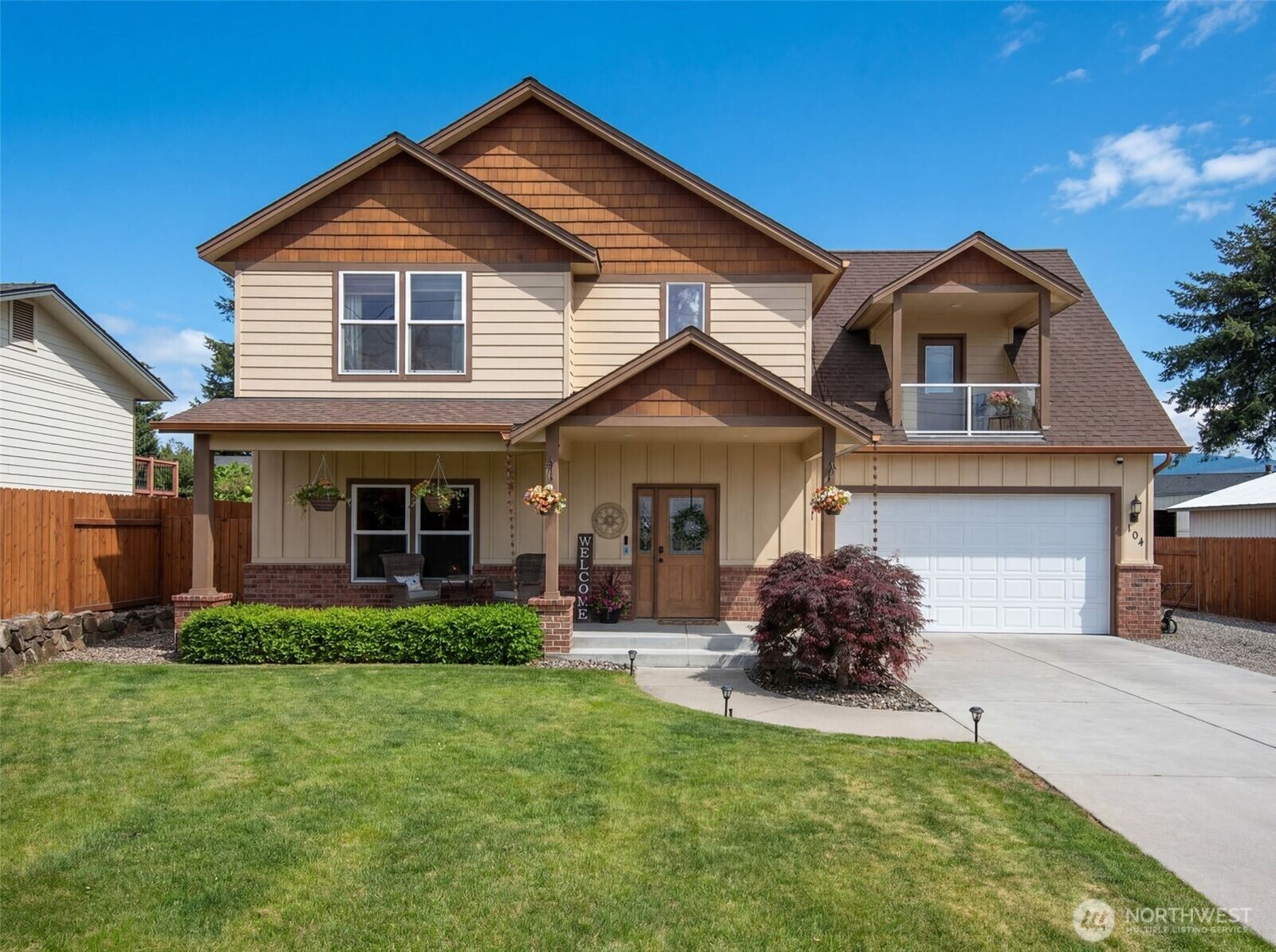Property Photo:  104  35th Street NW  WA 98802 