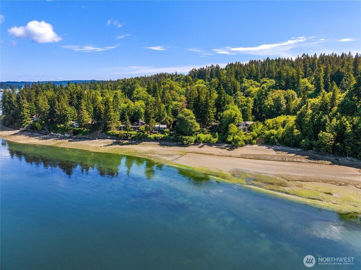 Property Photo:  16221  Reitan Road NE  WA 98110 