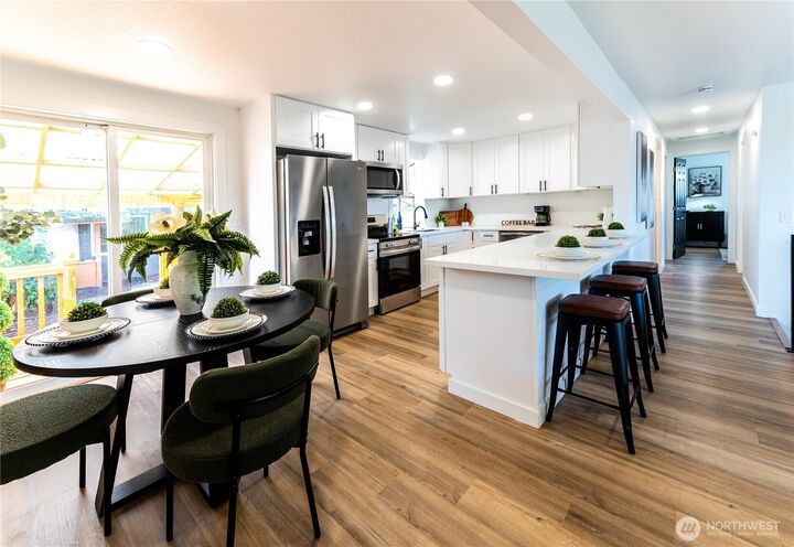 Property Photo:  931  Van Jan Street  WA 98290 