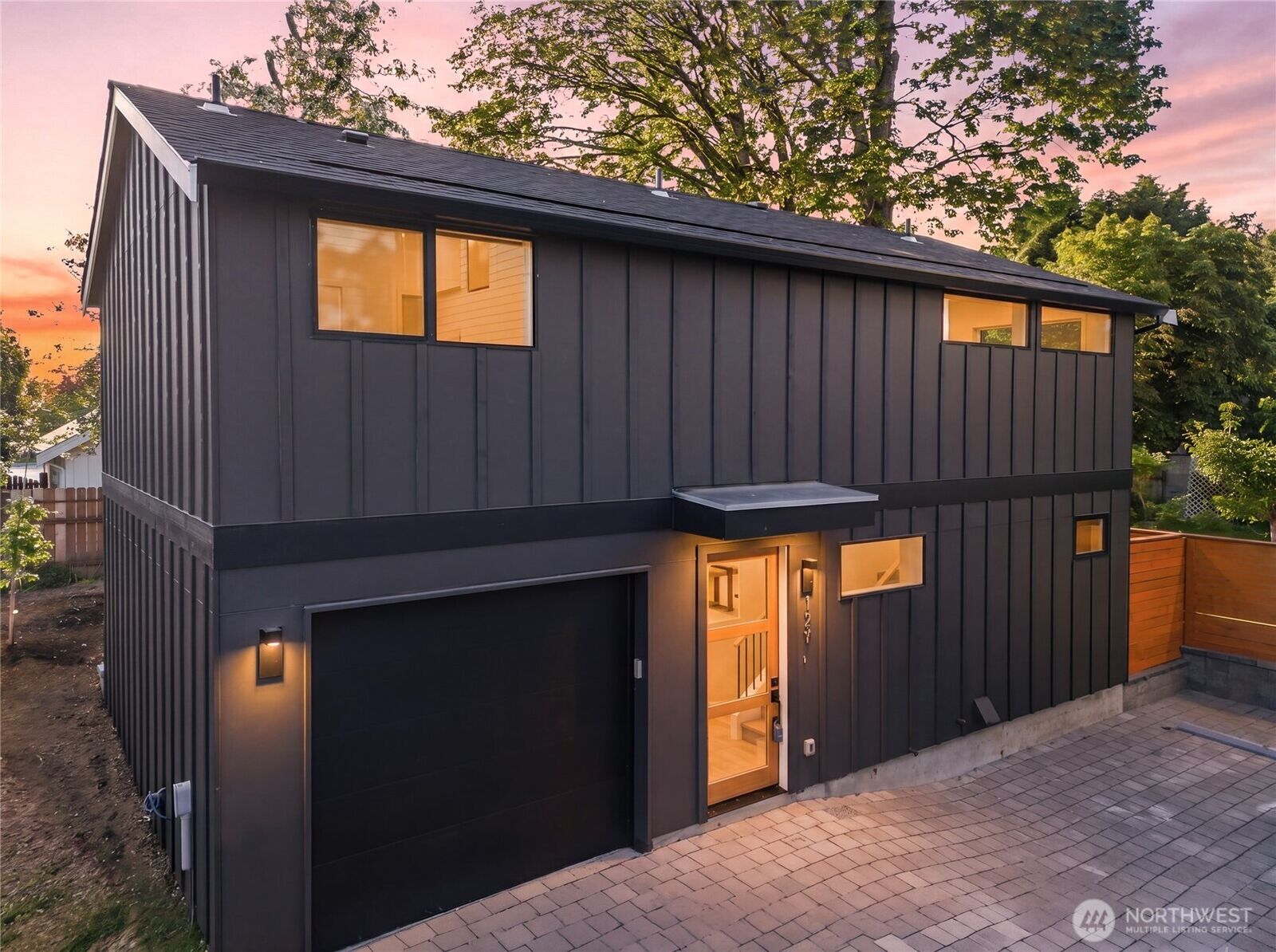 Property Photo: 11731 Durland Avenue NE WA 98125