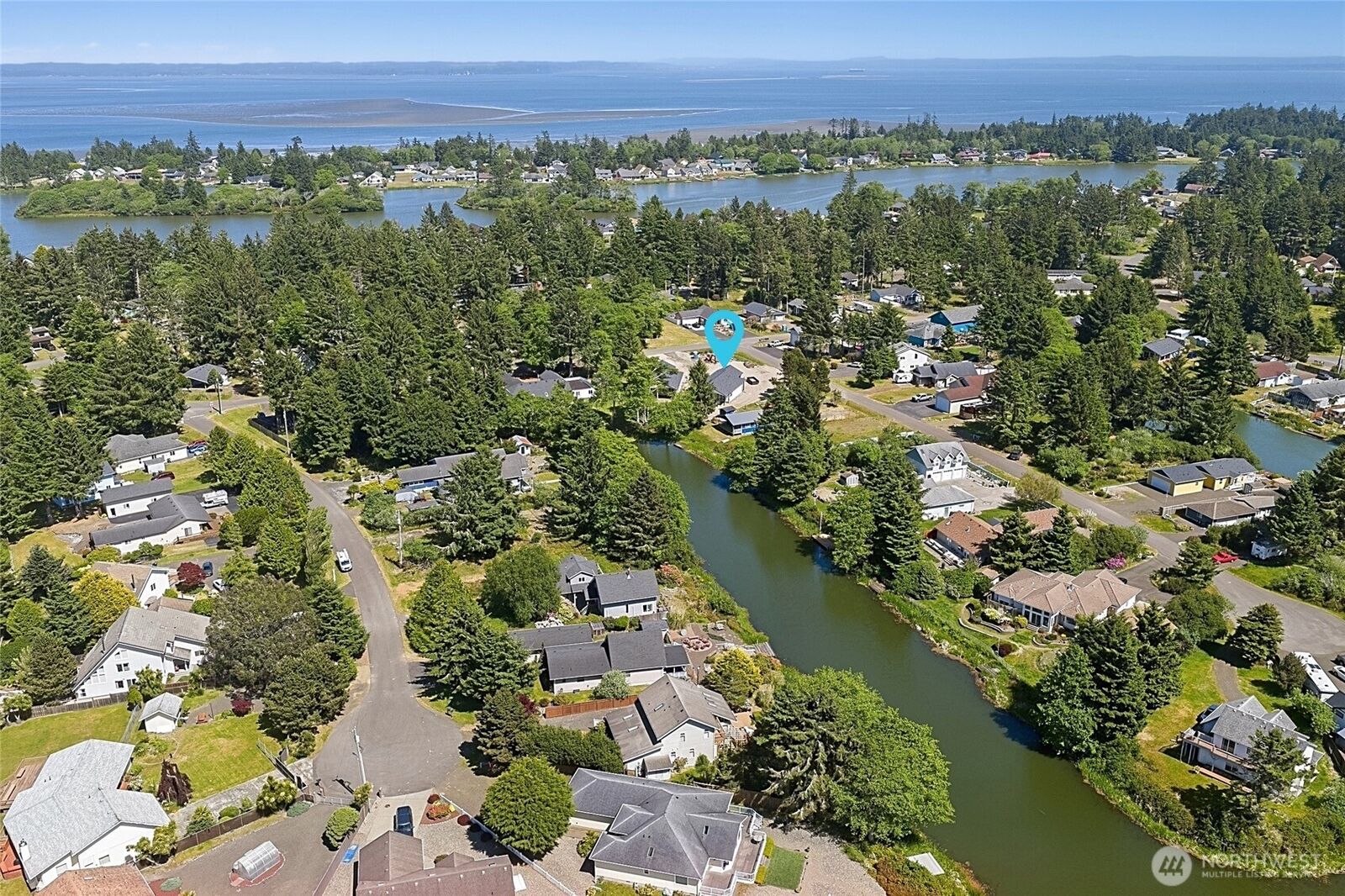 Property Photo:  647  Skamokawa Court SE  WA 98569 