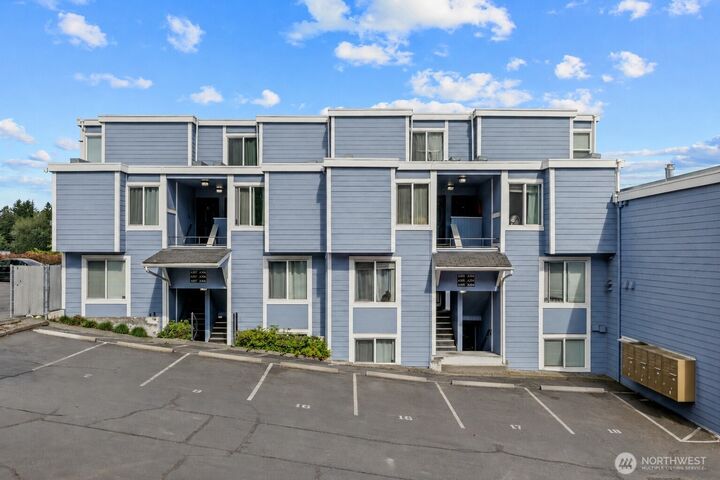 Property Photo:  8812  20th Avenue NE A105  WA 98115 