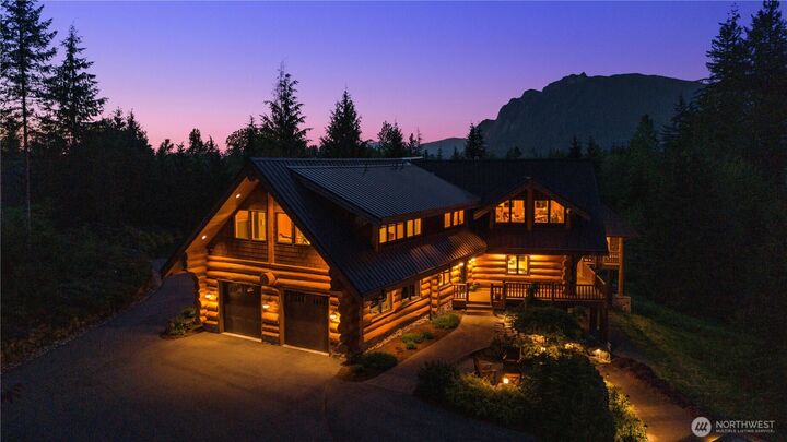 Property Photo: 16323 Reserve Drive SE WA 98045
