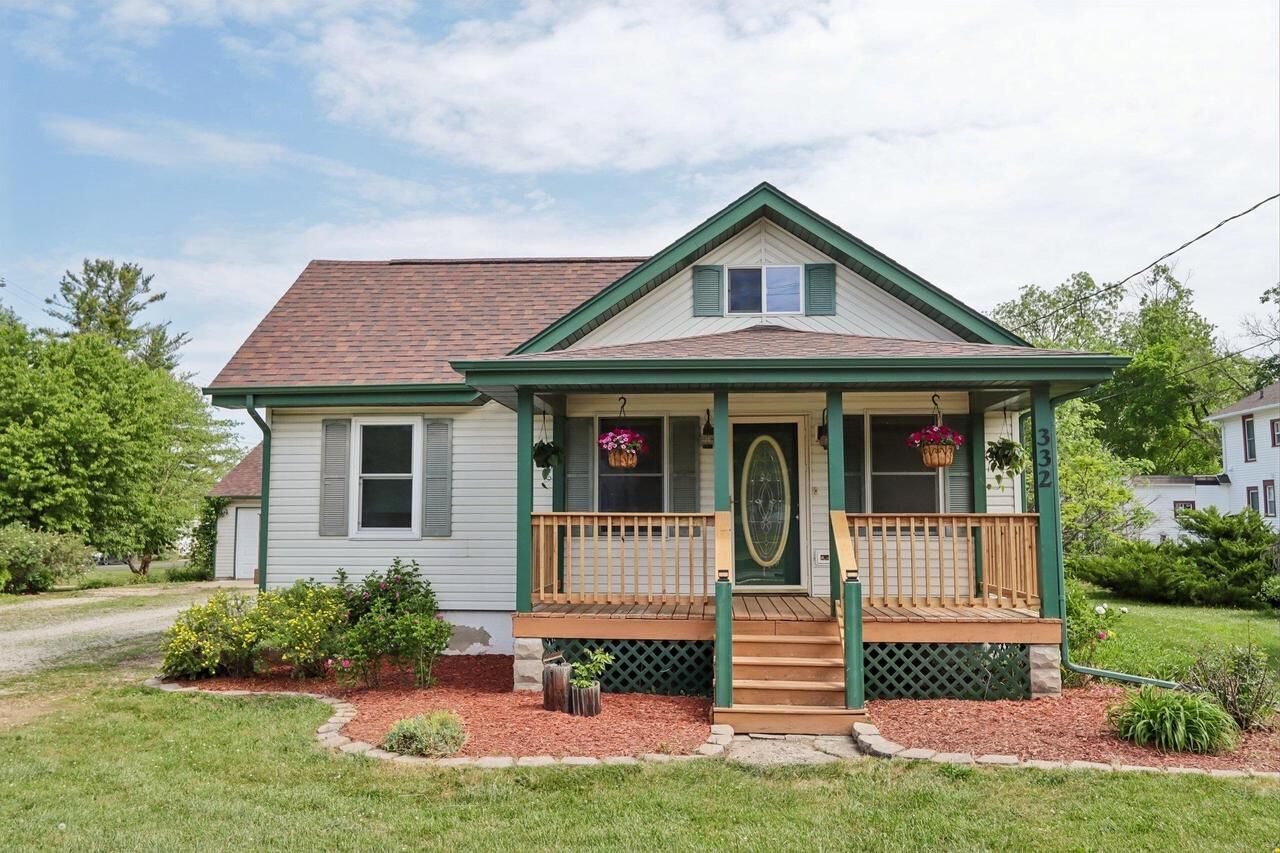 Property Photo: 332 E Madison Avenue WI 53563