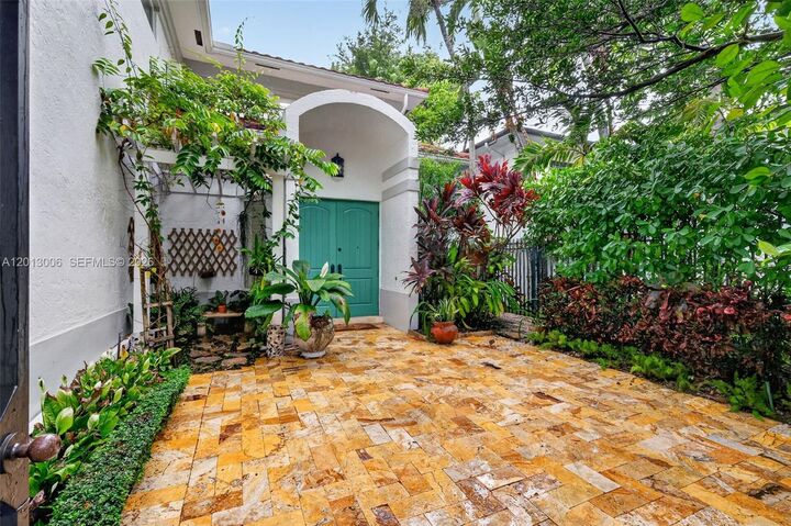 Property Photo: 1818 Espanola Dr FL 33133