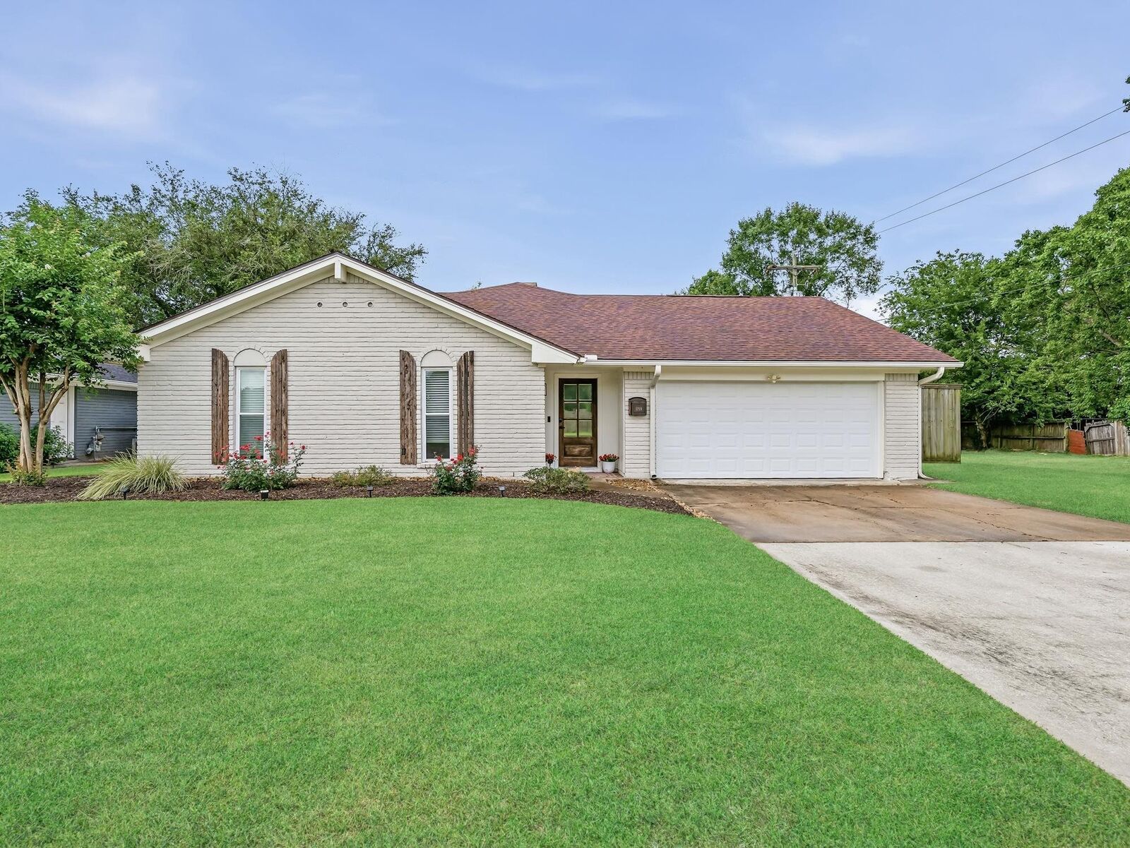 Property Photo: 1199 Arthur TX 77611
