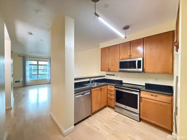 Property Photo:  888 7th Street 355  CA 94107 