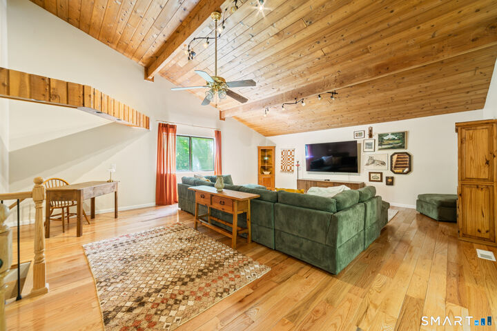 Property Photo:  6 Arapaho Road  CT 06804 