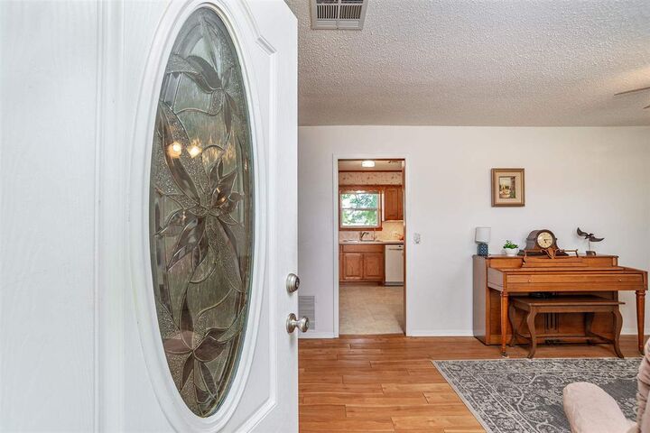 Property Photo: 801 W Seminole Drive OK 74075