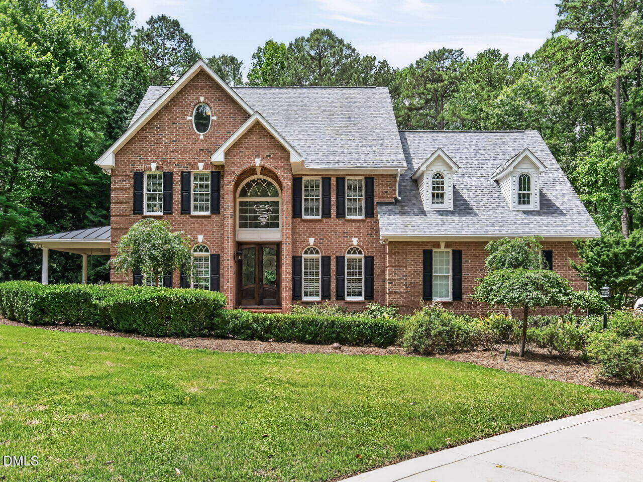 Property Photo: 5117 Swisswood Drive NC 27613