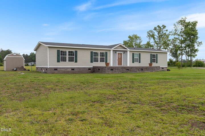Property Photo:  33 Chadburn Road  NC 28360 