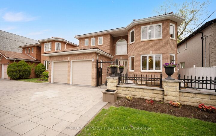 Property Photo: 9 Gordon Avenue ON M1S 1A6