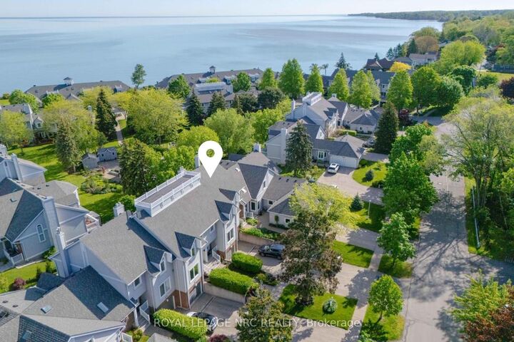 Property Photo: 1 Lakeside Drive 13 ON L2M 1P3