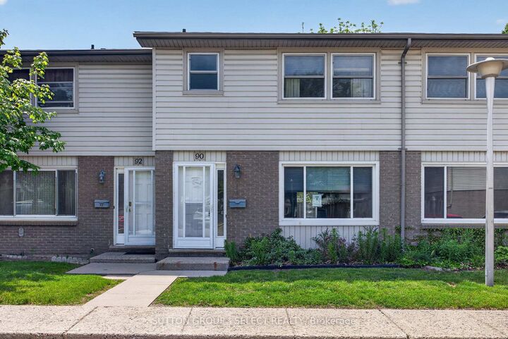 Property Photo: 690 Little Grey Street 90 ON N5Z 4M9