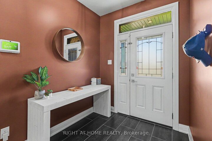 Property Photo: 766 Du Rivage Street ON K4K 0K8
