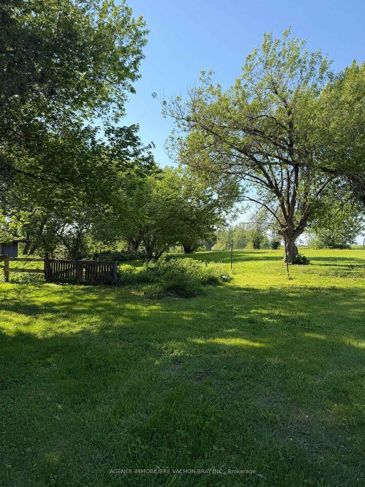 Property Photo: 21231 Conc 6 Road ON K0C 1Z0