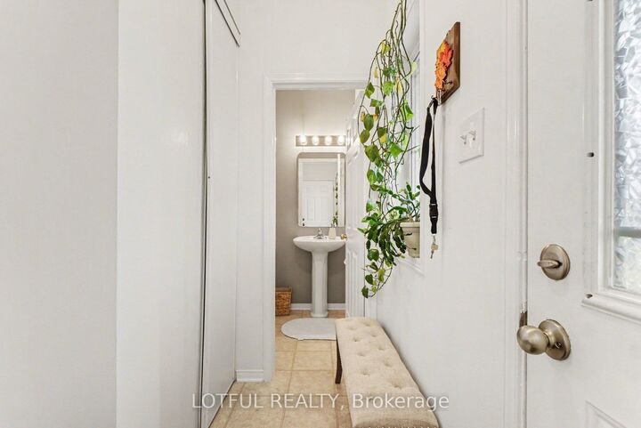 Property Photo: 3 Collington Street ON K2G 6X5