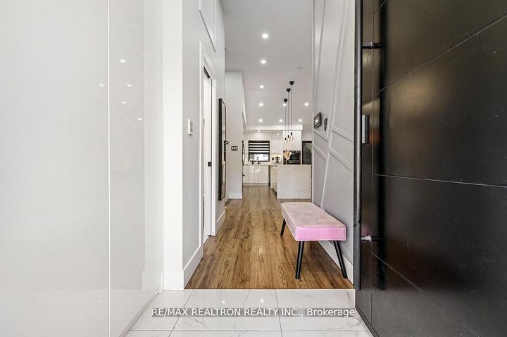 Property Photo: 174 Mountainview Road S ON L7G 4K7