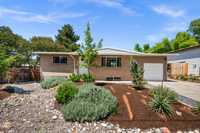 Property Photo: 1575 E 8600 S UT 84093