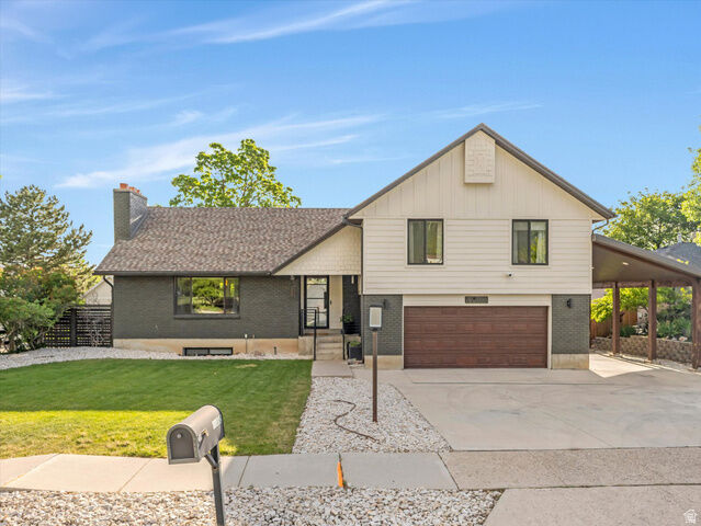 Property Photo:  11462 S Hidden Valley Blvd E  UT 84092 