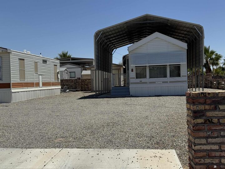 Property Photo: 13697 E 49 Ln AZ 85367