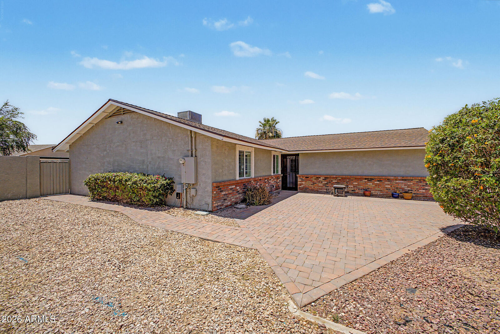 Property Photo: 717 W Datil Avenue AZ 85120