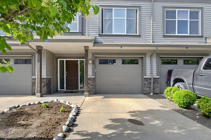 Property Photo: 45085 Wolfe Road 39 BC V2P 0C5