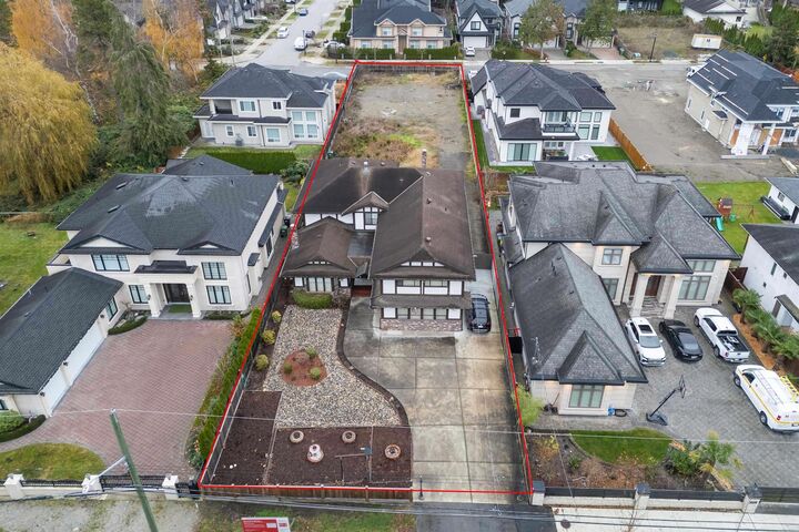 Property Photo:  7560 Ash Street  BC V6Y 2S1 