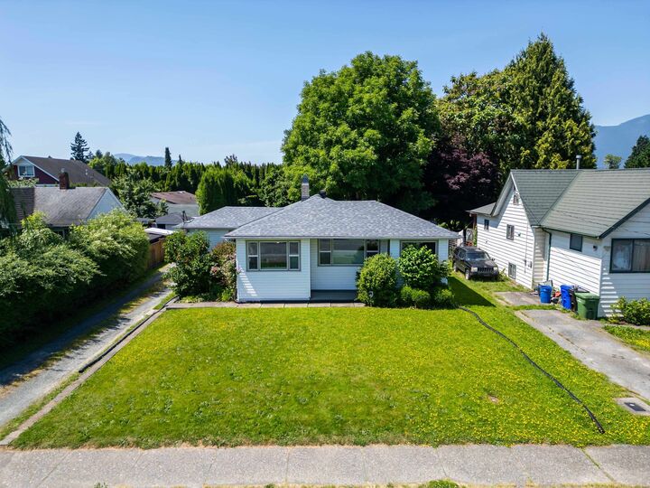 Property Photo: 9533 Broadway Street BC V2P 5T8